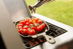 Napoleon Gietijzeren Pan Met Bamboe Onderzetter -Keuken Grill napoleon gietijzeren pan met bamboe onderzetter 3