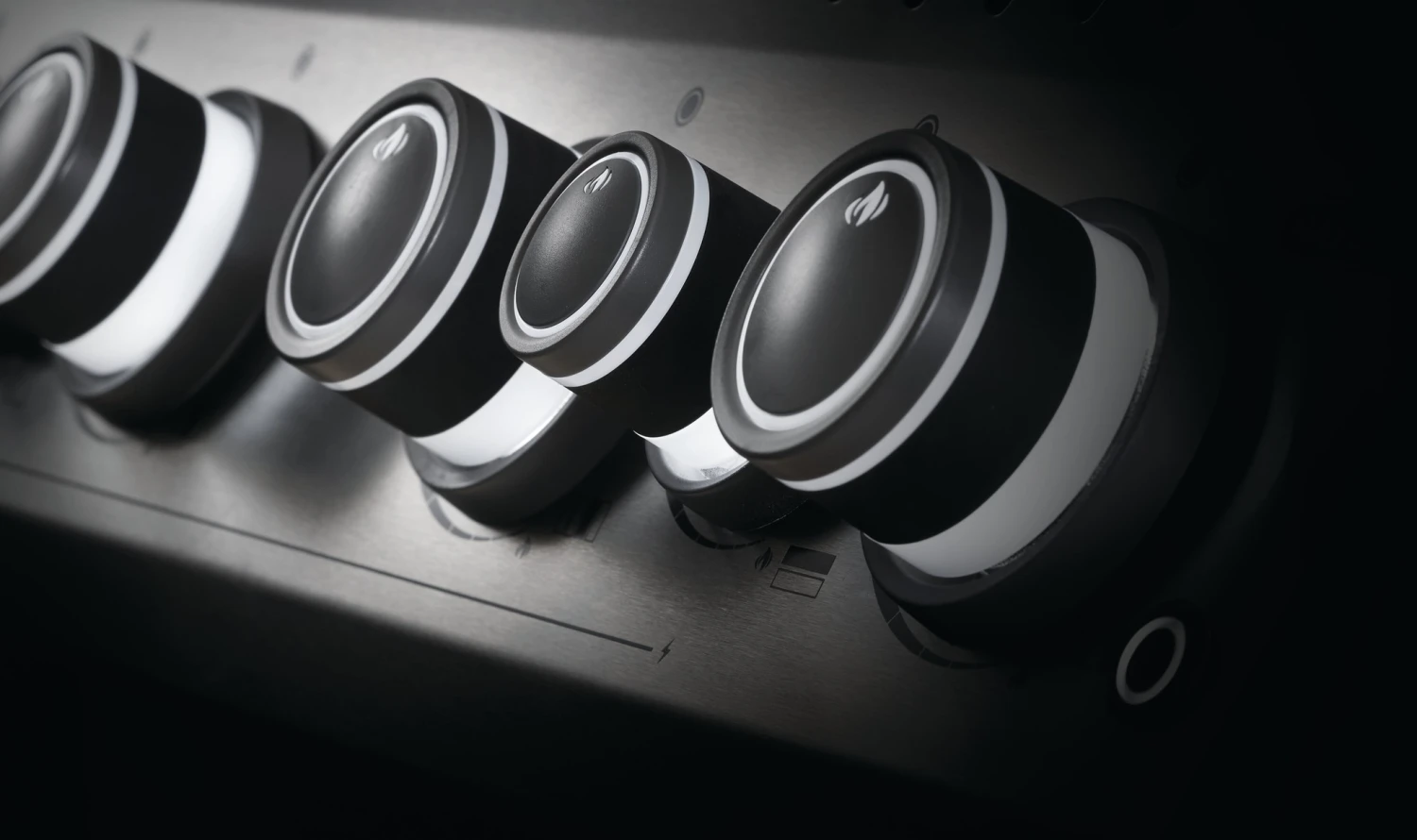 Napoleon Rogue SE625RSIB-1 Gasbarbecue 7 Napoleon Rogue SE625RSIB-1 Gasbarbecue - Afbeelding 5